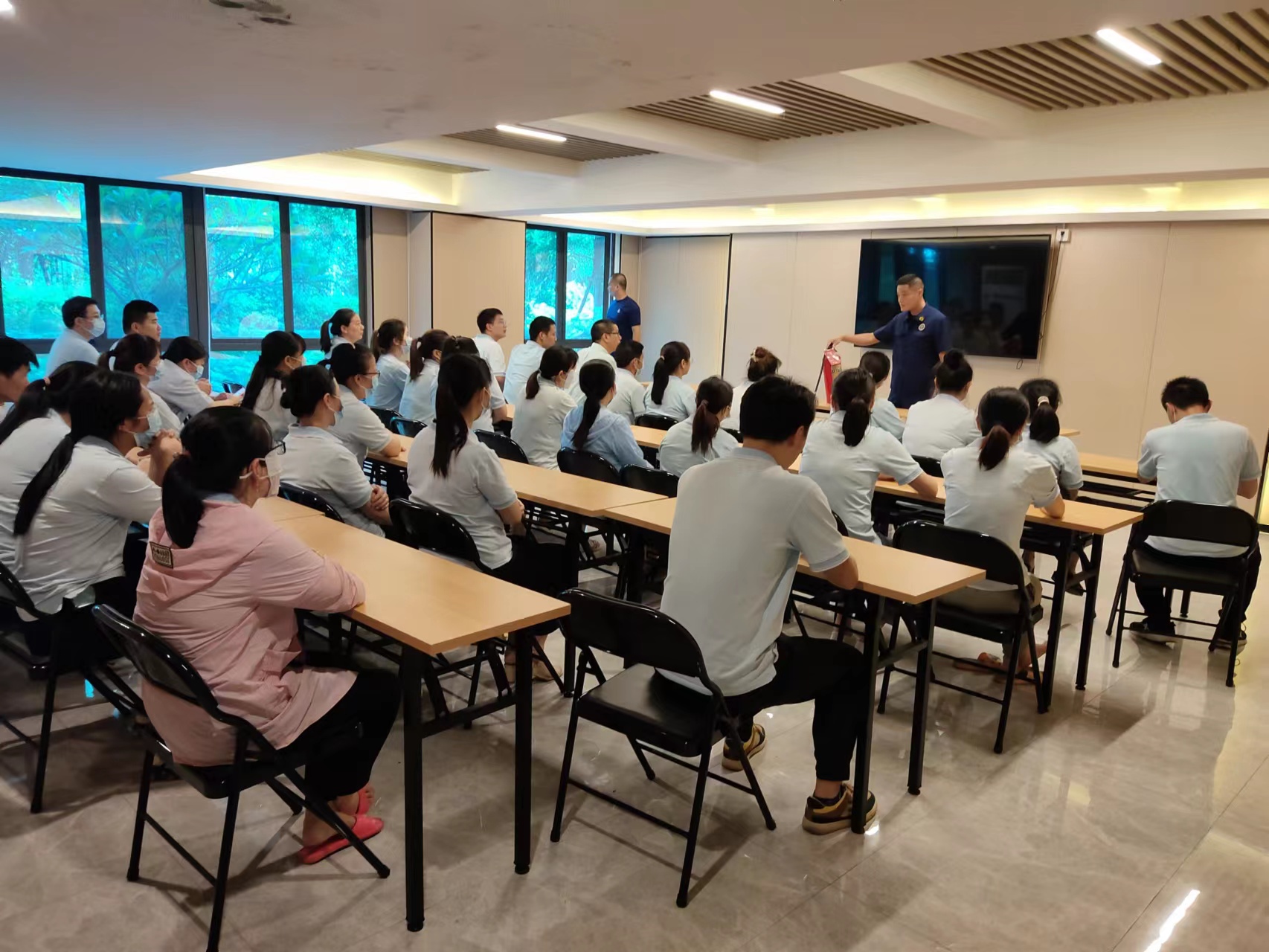 j9九游会